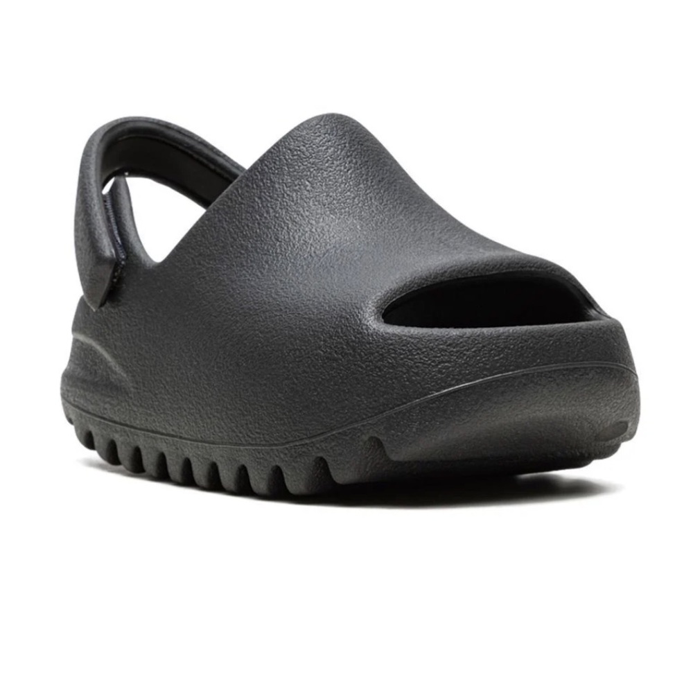 Adidas Yeezy slides